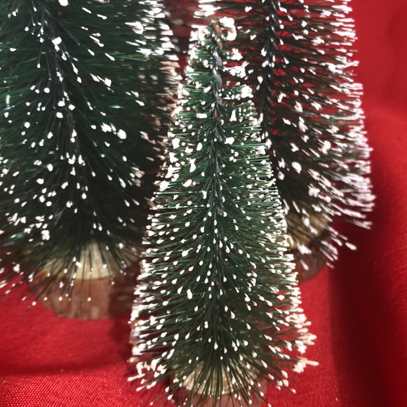 NIB set of 5 graduated size bottle brush trees with flocking wooden base - Picture 2 of 4
